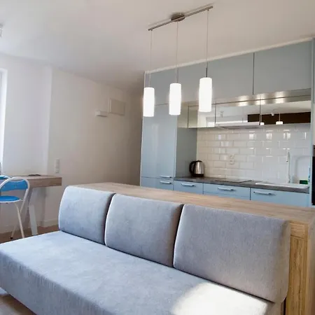 Apartment Goodnight Aleja Armii Ludowej 6 *
